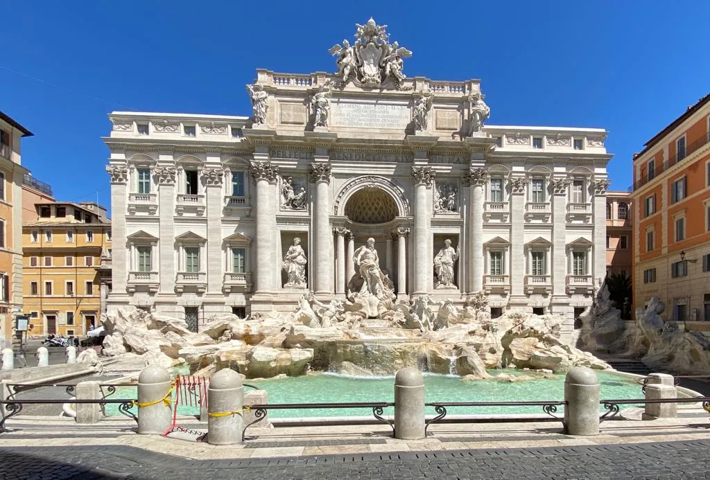 Real traveller photo of the Trevi Fountain