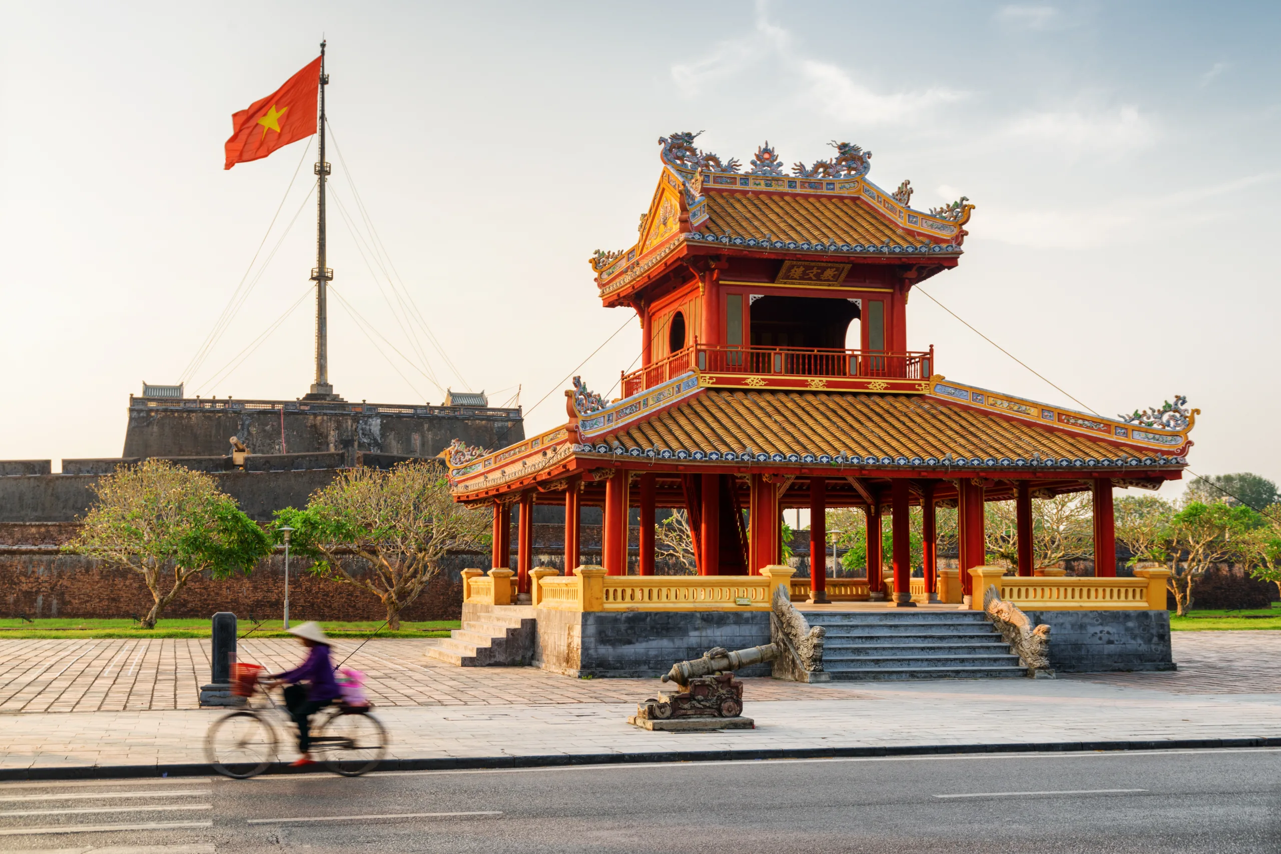 Scenic View Of Phu Van Lau Pavilion (pavilion Of Edicts)